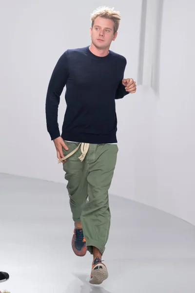 Look 47